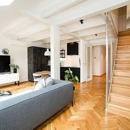 Διαμέρισμα Luxurious Two-bedroom In The Old Town