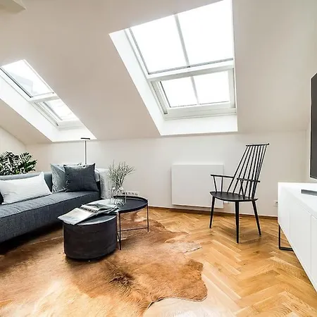 Διαμέρισμα Luxurious Two-bedroom In The Old Town