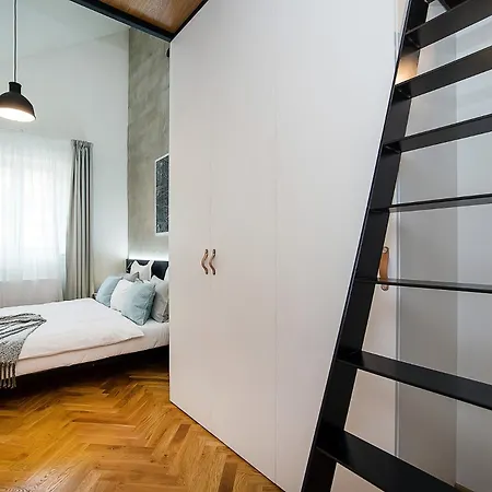 Luxurious Two-bedroom In The Old Town Διαμέρισμα Πράγα