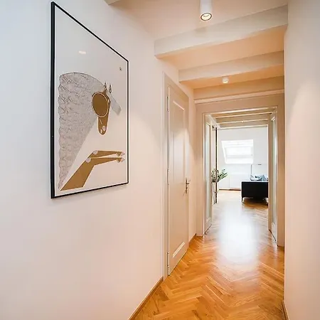 Luxurious Two-bedroom In The Old Town Prag