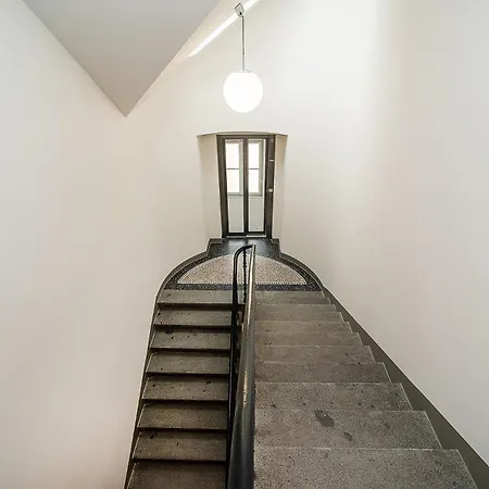 Luxurious Two-bedroom In The Old Town Praha